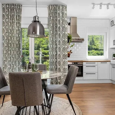 New! Porto Flanona Heritage Apt!